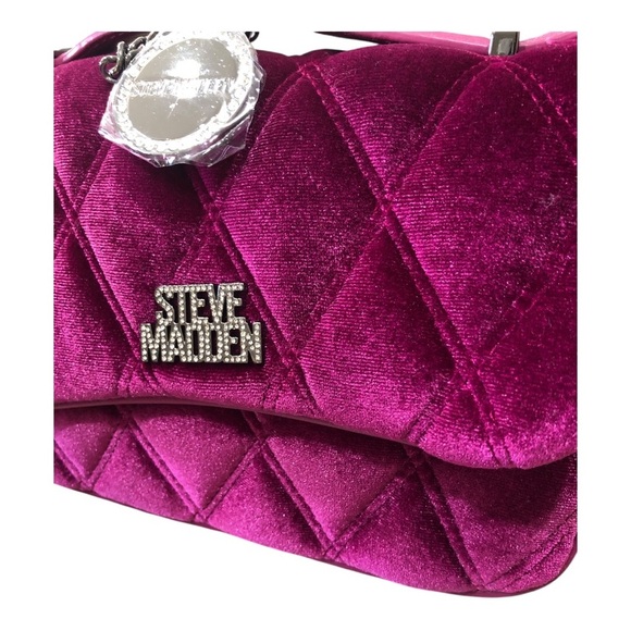 Steve Madden fuchsia fucsia deep pink bcourtney velvet gunmetal chain crossbody - Picture 2 of 13